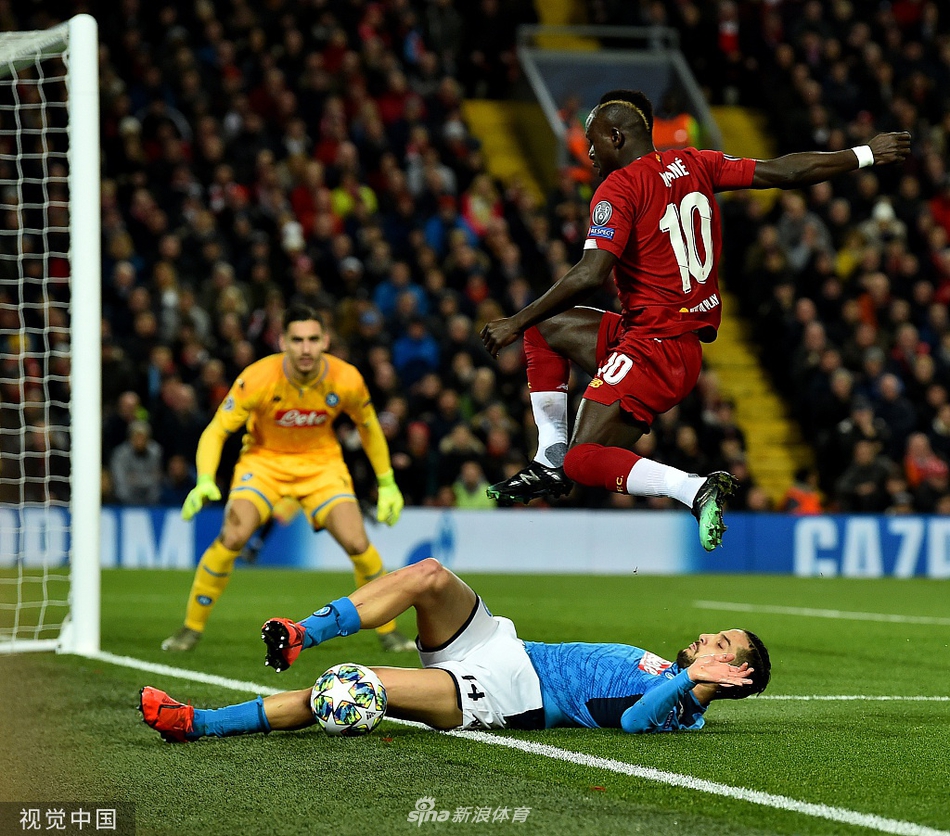 关于那不勒斯险胜利物浦，凯恩扑点救主欧联杯的信息