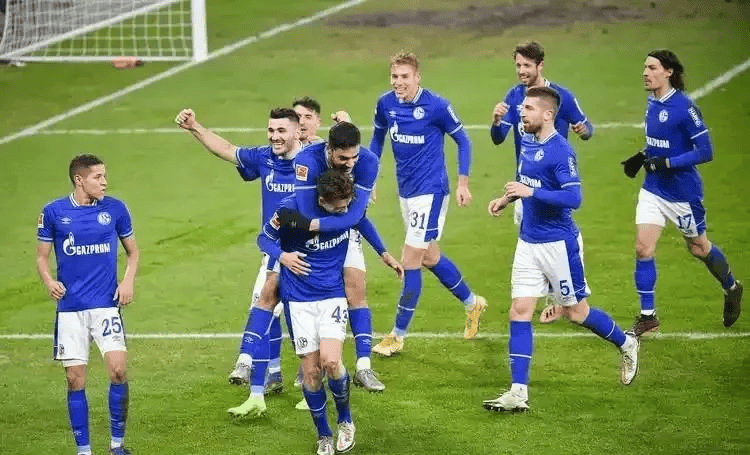 柏林赫塔主场一球小胜慕尼黑